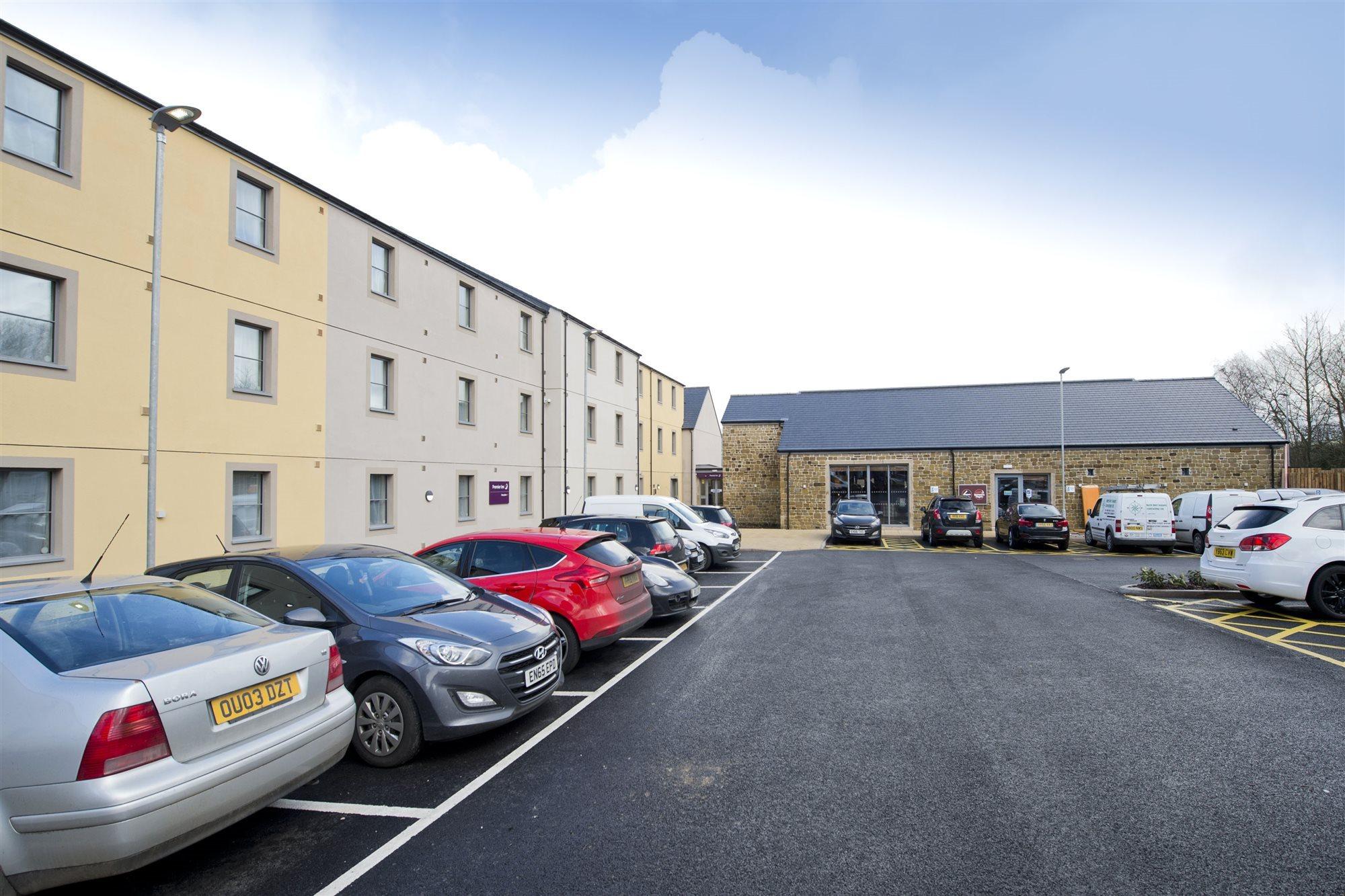 Premier Inn Cockermouth Bagian luar foto